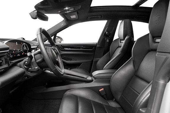 Porsche Macan 4 of 5