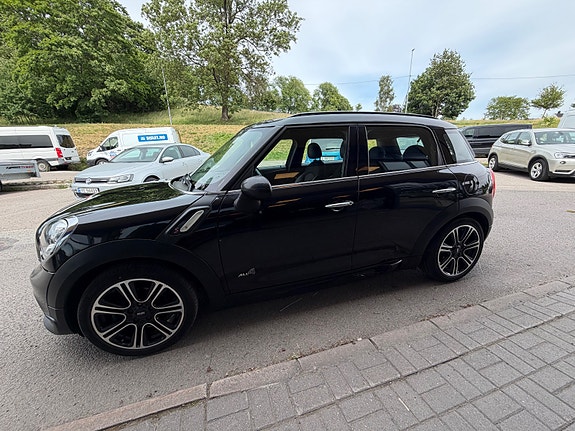 MINI Countryman Cooper S 3 of 5