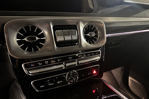 Mercedes-Benz G63 28 of 30
