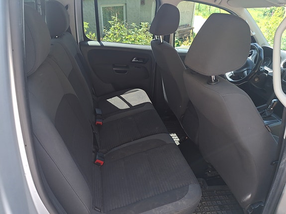 Volkswagen Amarok 2 of 5