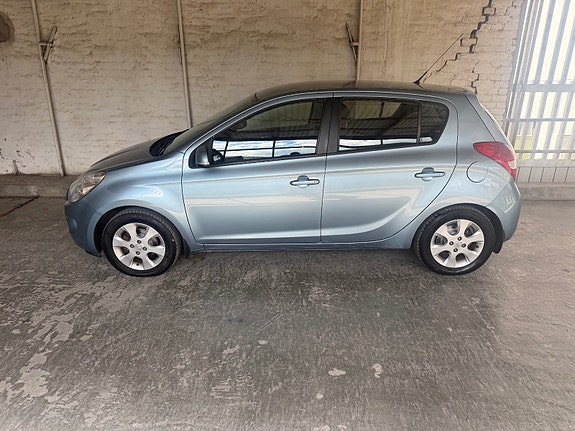 Hyundai i20 8 of 21