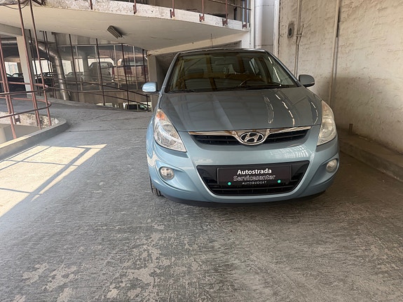 Hyundai i20 3 of 21