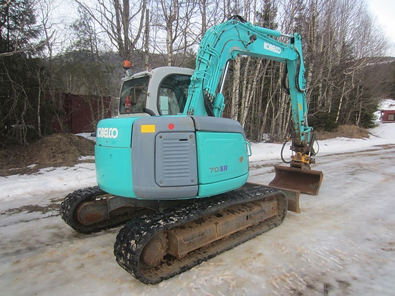 Kobelco SK70SR, NH E70SR 5 of 5