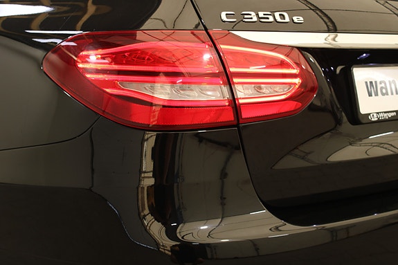 Mercedes-Benz C350 e 17 of 30