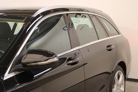 Mercedes-Benz C350 e 18 of 30