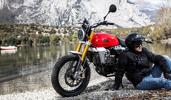 Fantic Caballero Scrambler 500-Tilbud nå. Tilgjengelig i rød, sø 3 of 5