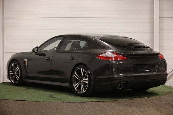 Porsche Panamera 3 of 5