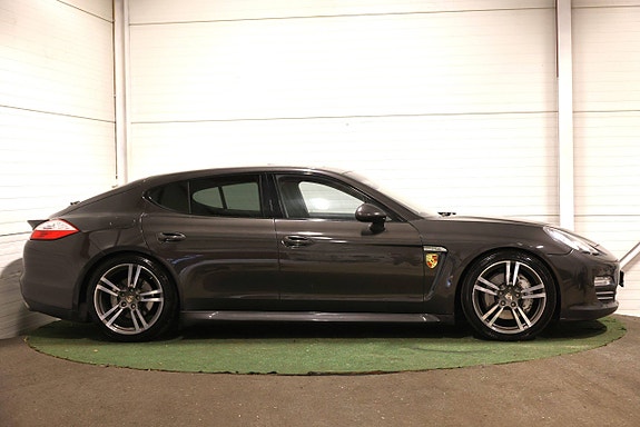 Porsche Panamera 5 of 5
