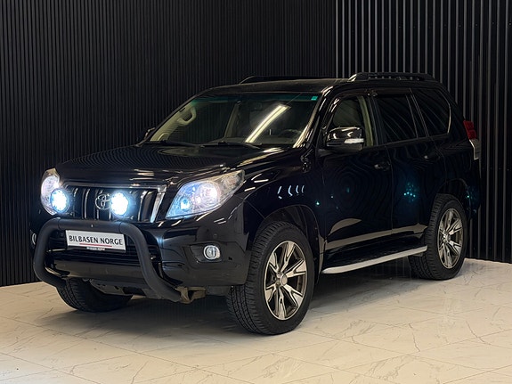 Toyota Land Cruiser 2 of 5
