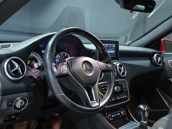 Mercedes-Benz A180 8 of 12