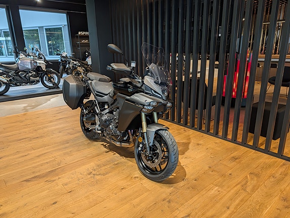 Yamaha Tracer 9 2 of 5