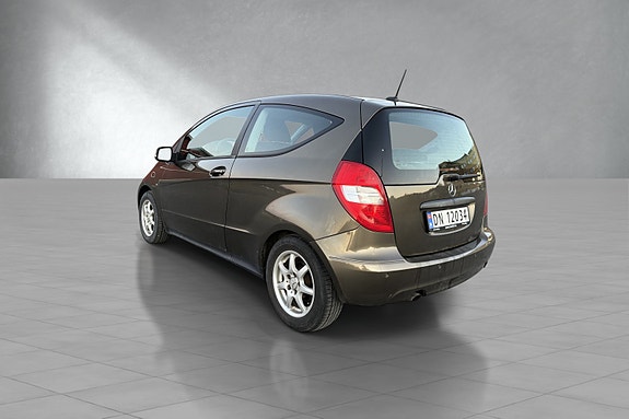 Mercedes-Benz A150 3 of 30