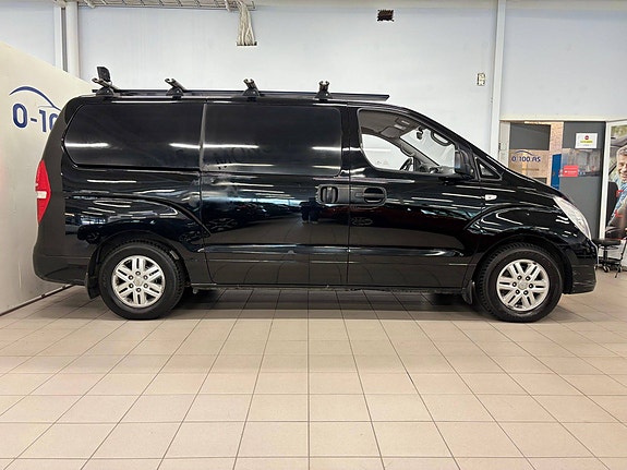 Hyundai H-1 5 of 5