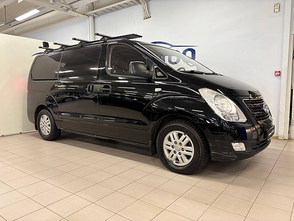 Hyundai H-1 3 of 5