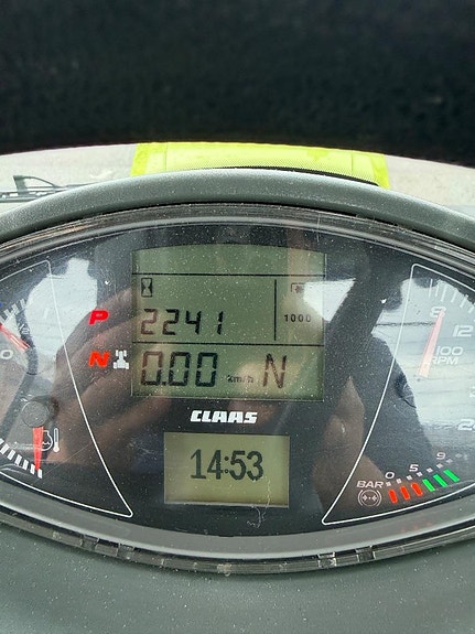 CLAAS Axion 960 cmatic 5 of 5
