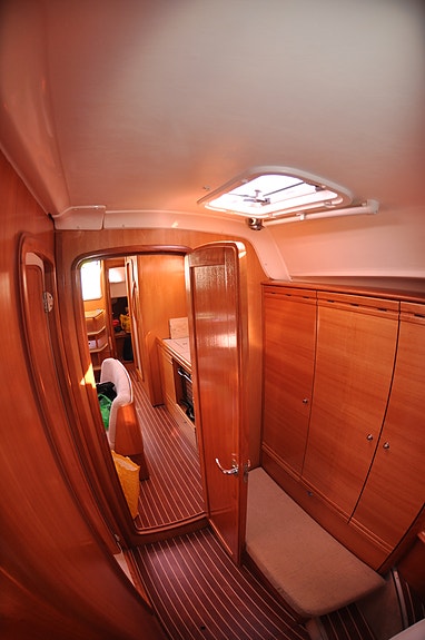 2008 modell Bavaria 40 Cruiser selges. En eier. Blykjøl. 300ah Lithium batteri 27 of 30