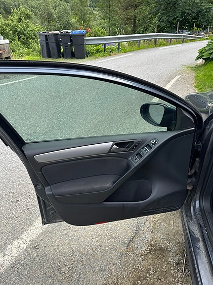Volkswagen Golf VI 17 of 30
