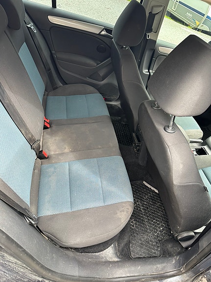 Volkswagen Golf VI 10 of 30