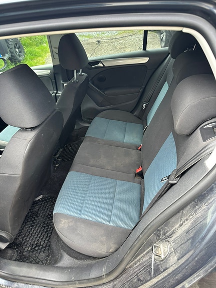 Volkswagen Golf VI 11 of 30