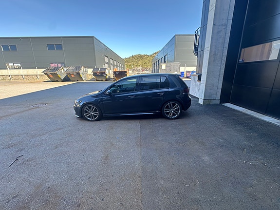 Volkswagen Golf VI 2 of 30