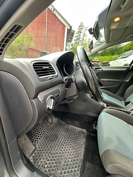 Volkswagen Golf VI 7 of 30