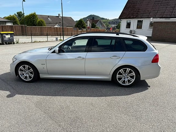 BMW 316i 3 of 16