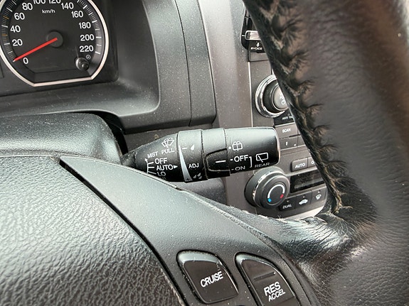 Honda CR-V 16 of 24
