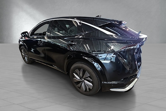 Nissan Ariya 6 of 17