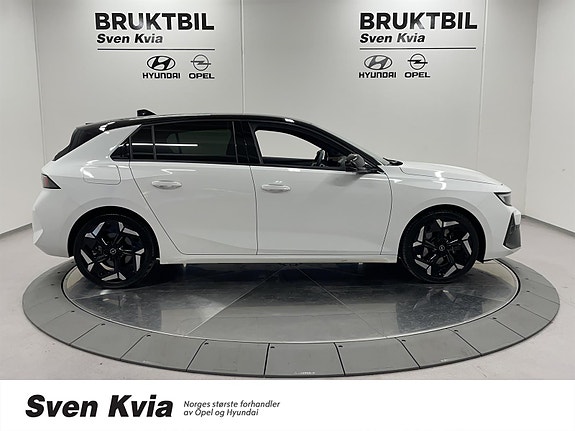 Opel Astra 4 of 5
