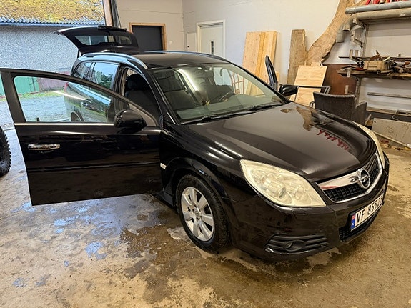 Opel Vectra 2 of 11