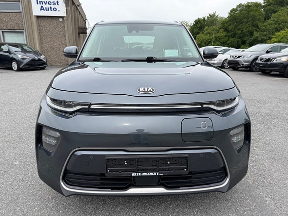 Kia e-Soul 3 of 5