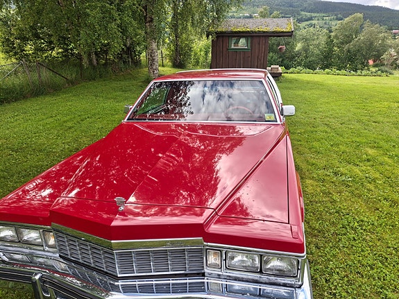 Cadillac Coupé DeVille 5 of 5
