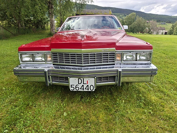 Cadillac Coupé DeVille 6 of 30