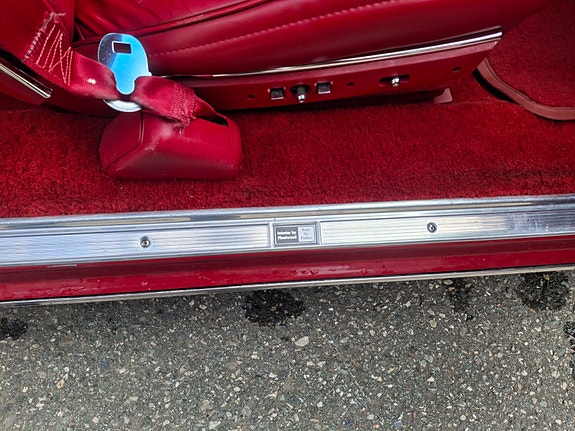Cadillac Coupé DeVille 23 of 30