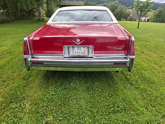 Cadillac Coupé DeVille 10 of 30
