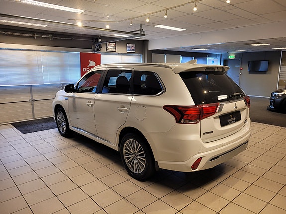 Mitsubishi Outlander 7 of 27