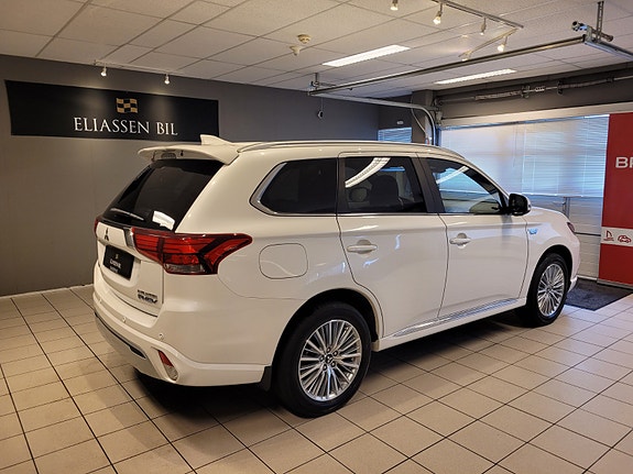 Mitsubishi Outlander 5 of 5