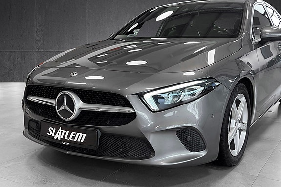 Mercedes-Benz A200 10 of 30