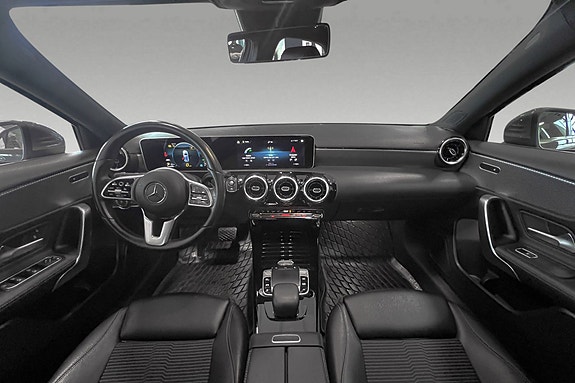 Mercedes-Benz A200 13 of 30