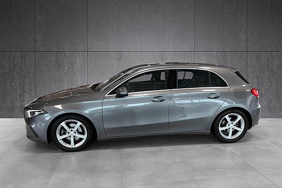 Mercedes-Benz A200 2 of 30