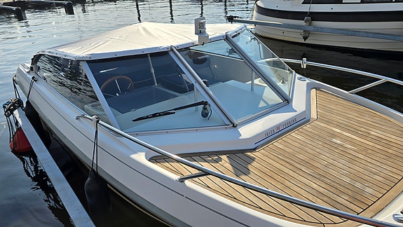 Ibiza 20 Touring SE | Yamaha 115 hk | Hydraulisk styring | Ny havnekalesje 2 of 5