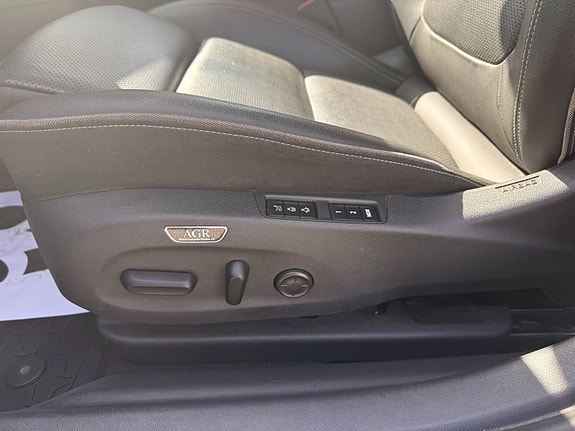 Opel Insignia 24 of 30