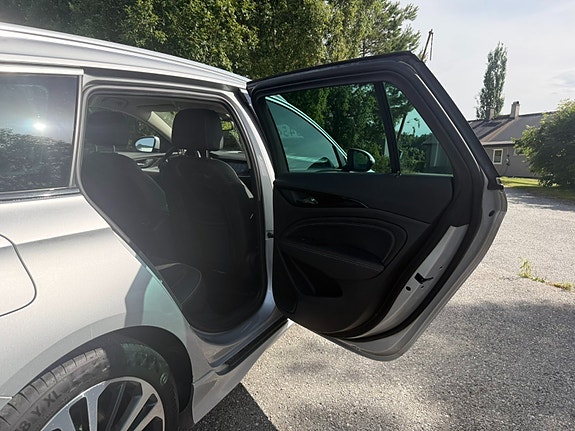 Opel Insignia 30 of 30