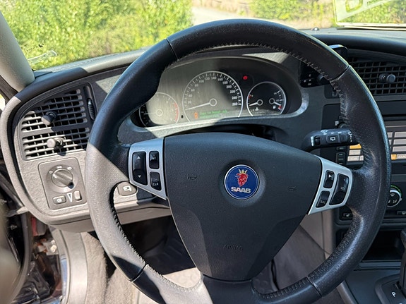 Saab 9-5 12 of 21
