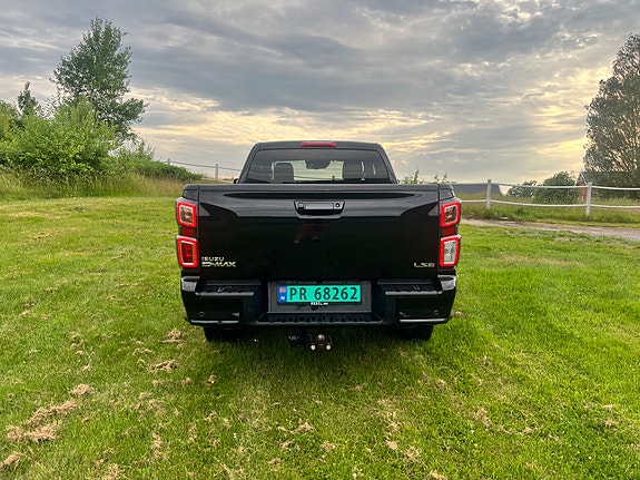 Isuzu D-max 5 of 5
