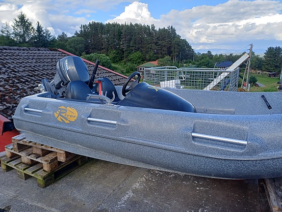 River 350 XR og Yamaha 9,9 2 of 12