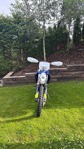 Husqvarna FE 501 2 of 5