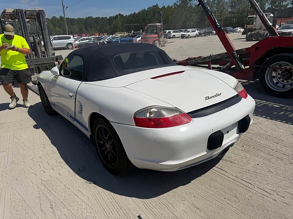 Porsche Boxster 5 of 17