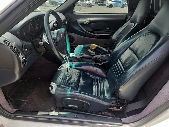 Porsche Boxster 12 of 17