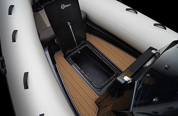 BRIG Navigator 22 Båthuset Edition / Vi har båt på lager / Spec din båt for 2026 4 of 5